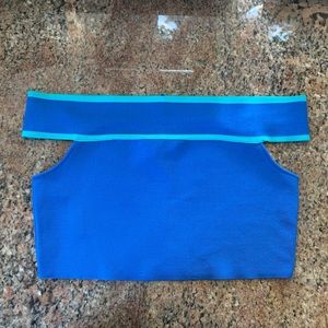 Bcbgmaxazria crop off should top